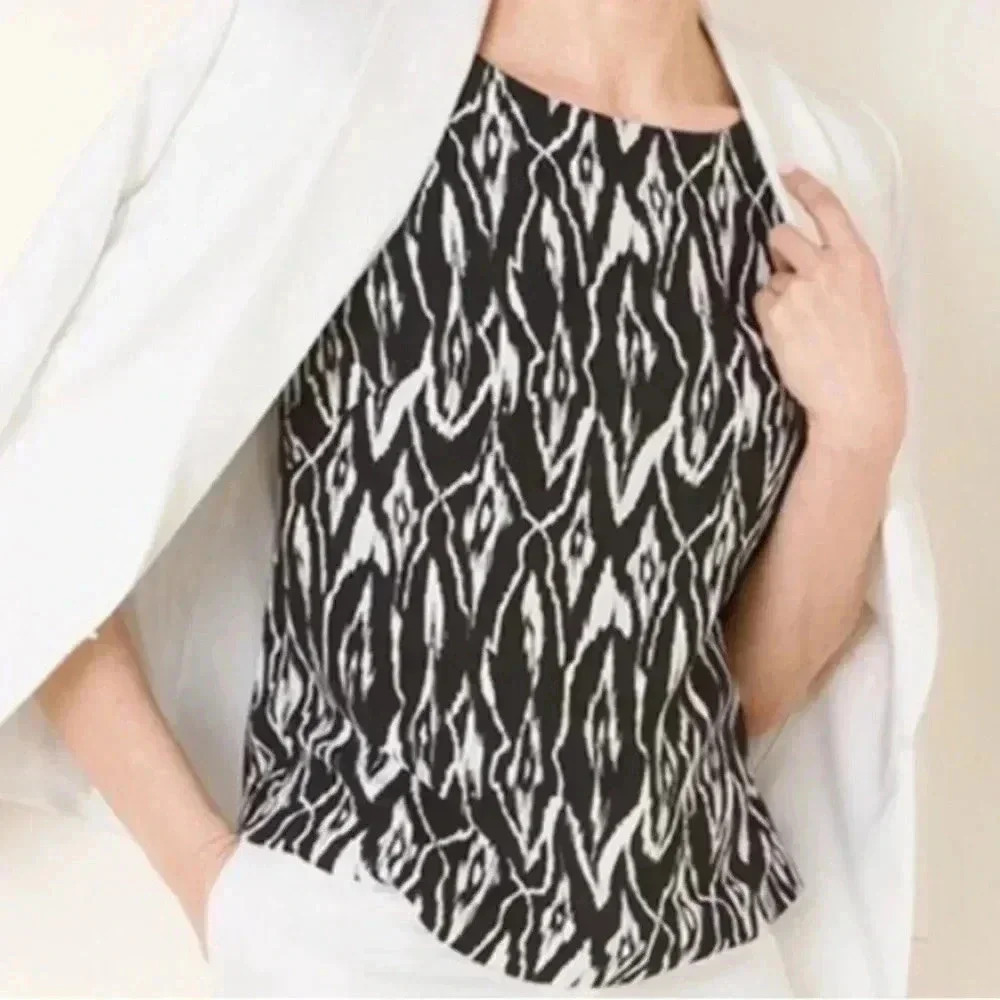 CHICO’S Black Label Abstract Print Blouse Size: 2